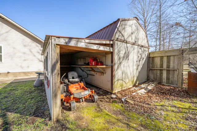 a view of a house with a big yard