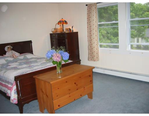 110 Bruce Road Walpole, MA 02081 - Photo 8 of 12 Gallery Image 8