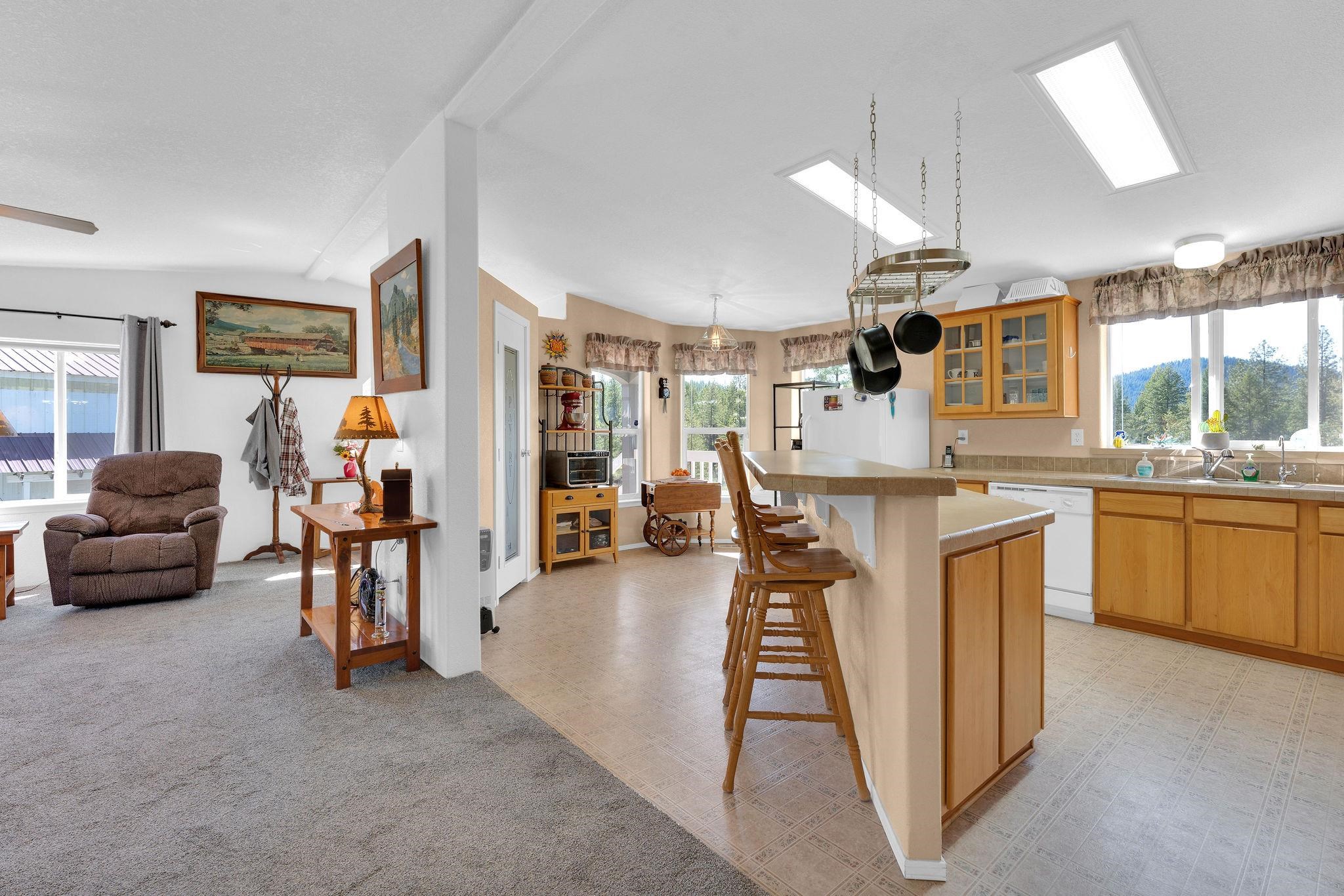 6076 Pugh Road Fruitland, WA 99129 - Photo 4 of 24 Gallery Image 4