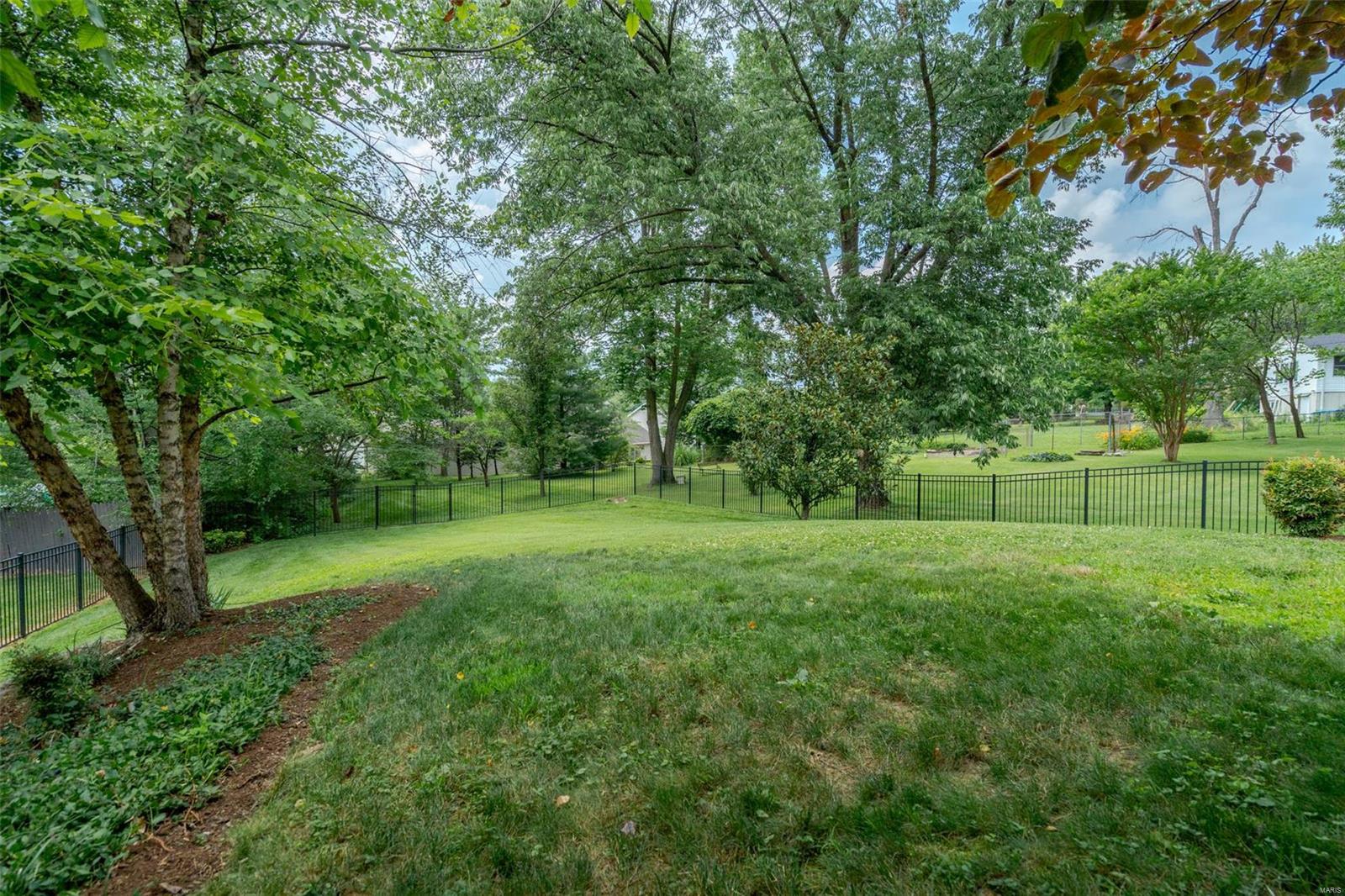 4315 Ringer Road St. Louis, MO 63129 - Photo 50 of 53 Gallery Image 50