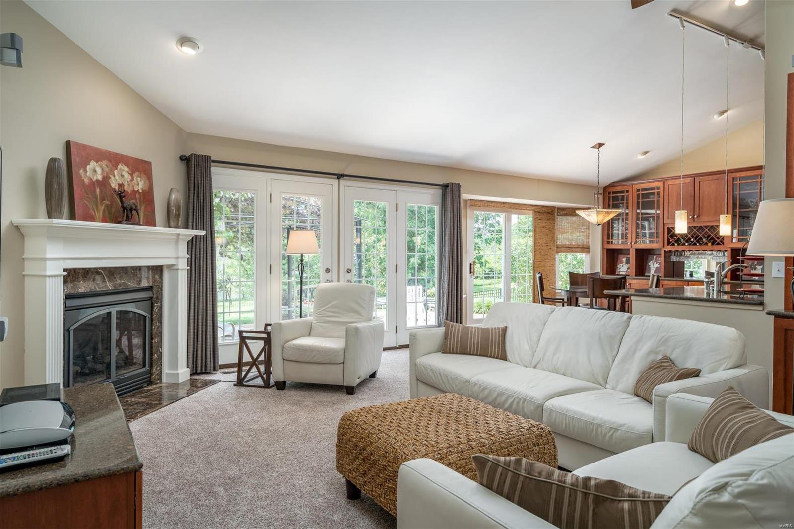 4315 Ringer Road St. Louis, MO 63129 - Photo 10 of 53 Gallery Image 10