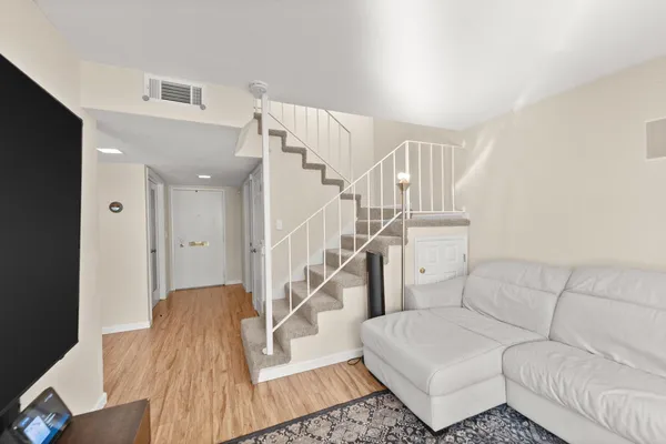 $330,000 | 5861 Muldrow Road, Sacramento, CA 95841