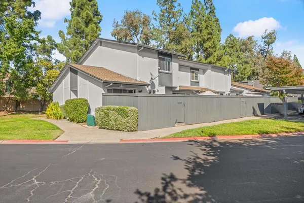 $330,000 | 5861 Muldrow Road, Sacramento, CA 95841