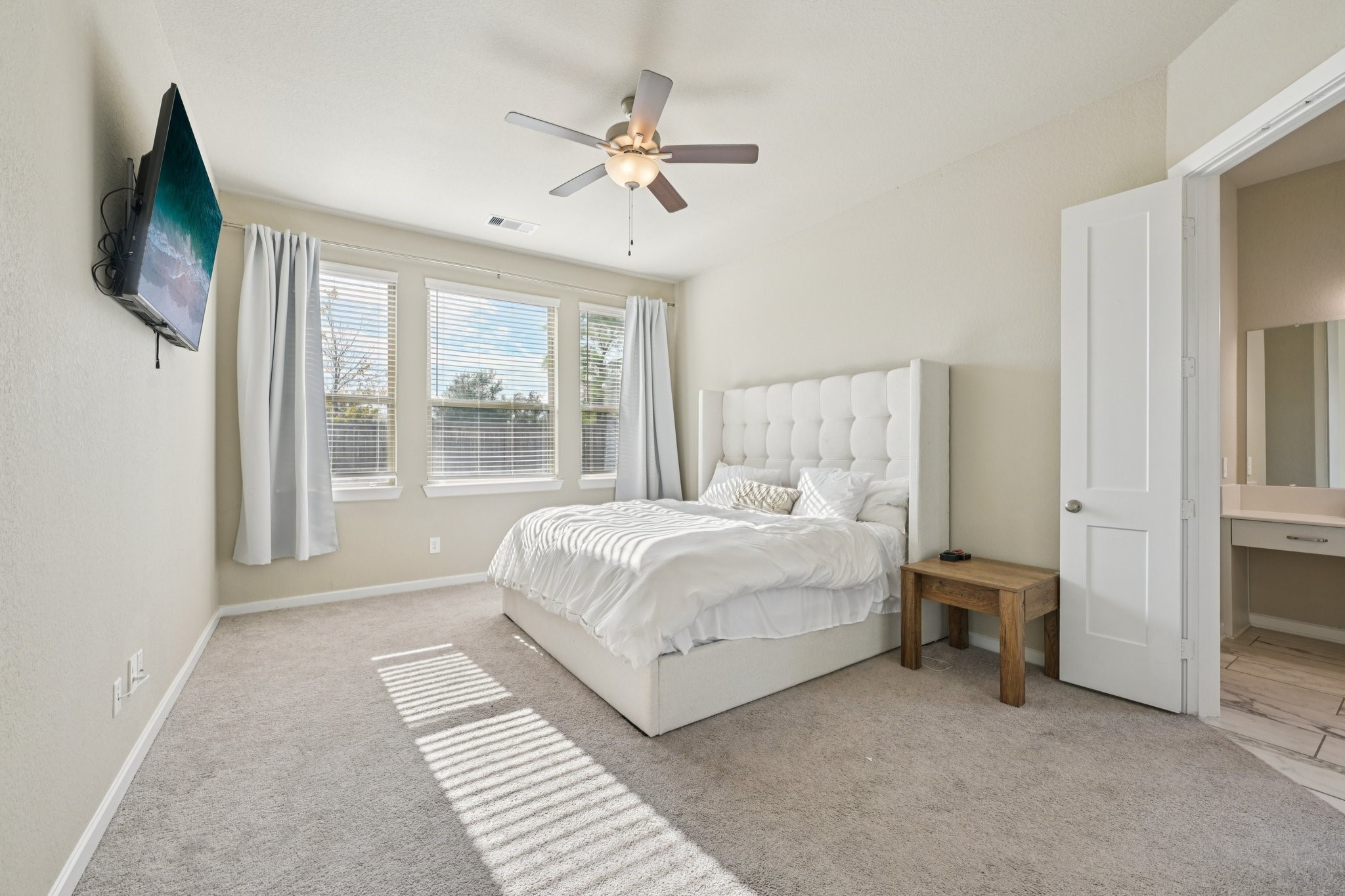 4734 Franklin Way Iowa Colony, TX 77583 - Photo 25 of 33 Primary bedroom facing window view