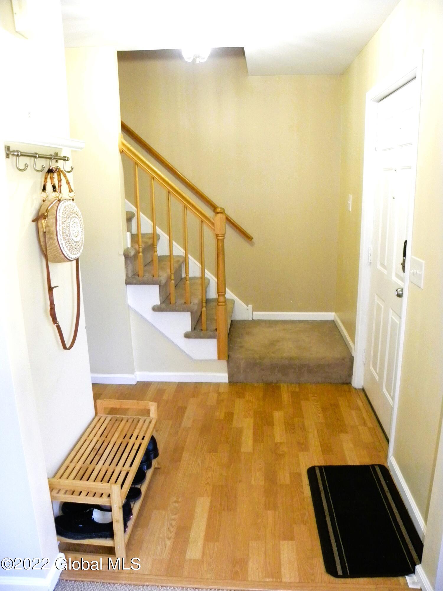 443 Kings Road Schenectady, NY 12304 - Photo 5 of 21 DSCN3423