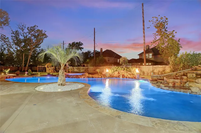 $1,350,000 | 14 Pravia Path Drive, Missouri City, TX 77459