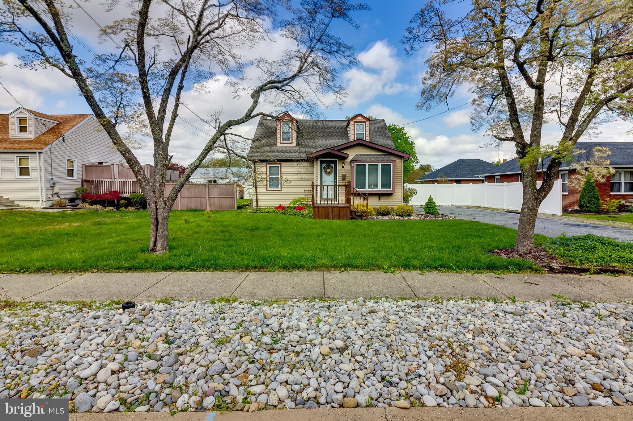 112 Clementon Road Berlin, NJ 08009 - Photo 1 of 24