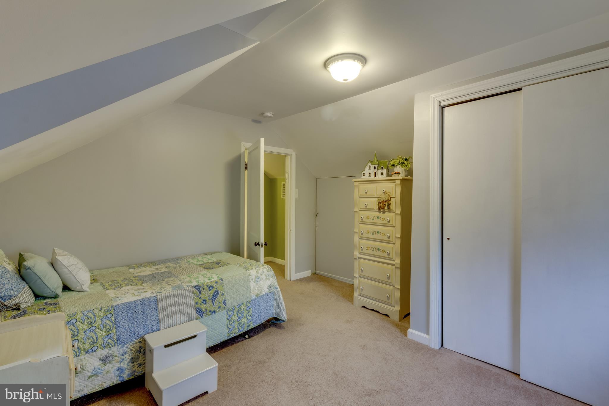 112 Clementon Road Berlin, NJ 08009 - Photo 15 of 24