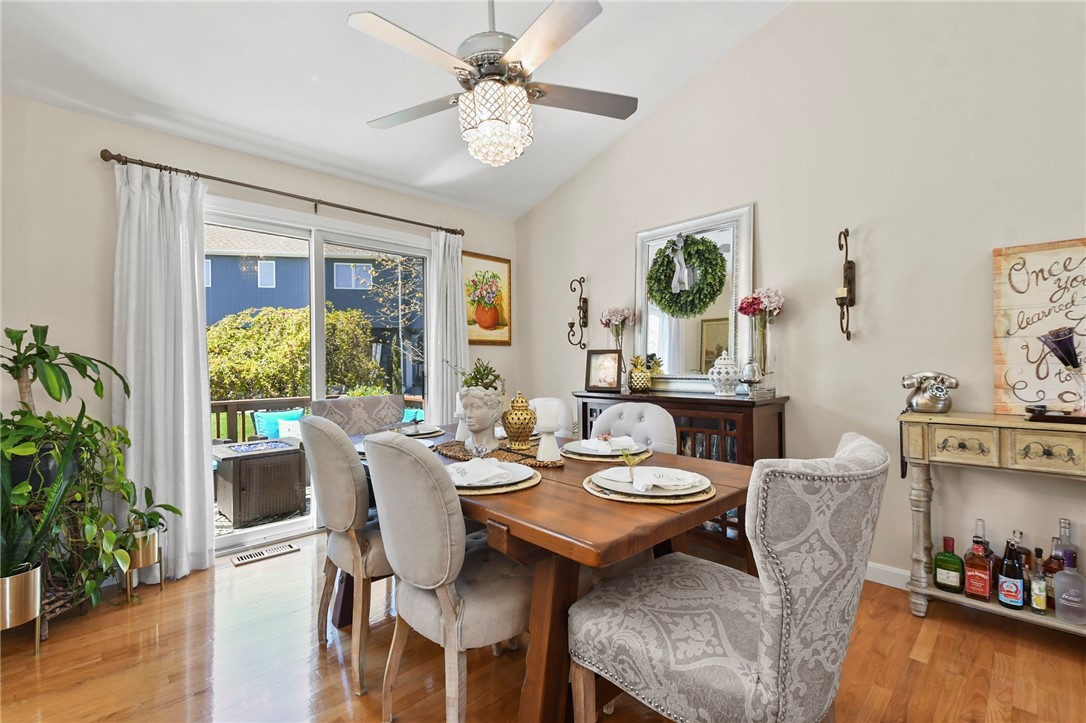 11 Natick Circle Cranston, RI 02921 - Photo 23 of 38