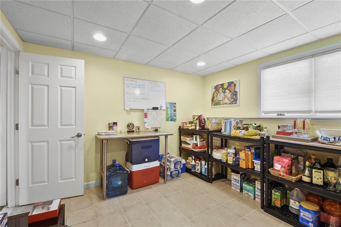 11 Natick Circle Cranston, RI 02921 - Photo 28 of 38