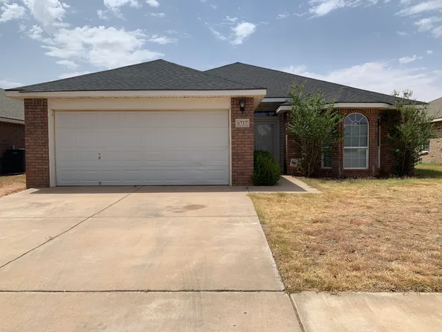 $2,000 | 6717 89th Street, Lubbock, TX 79424