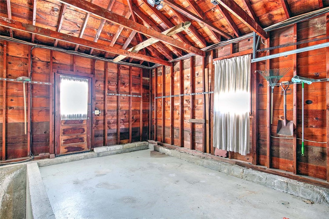 370 Budlong Road Cranston, RI 02920 - Photo 30 of 36 Gallery Image 30