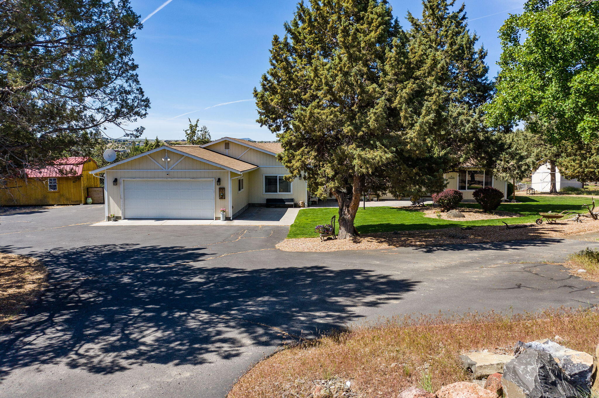851 Southeast Rancho Lane Madras, OR 97741 - Photo 47 of 52 2025_05_21_851_se_rancho_lane_madras-dro