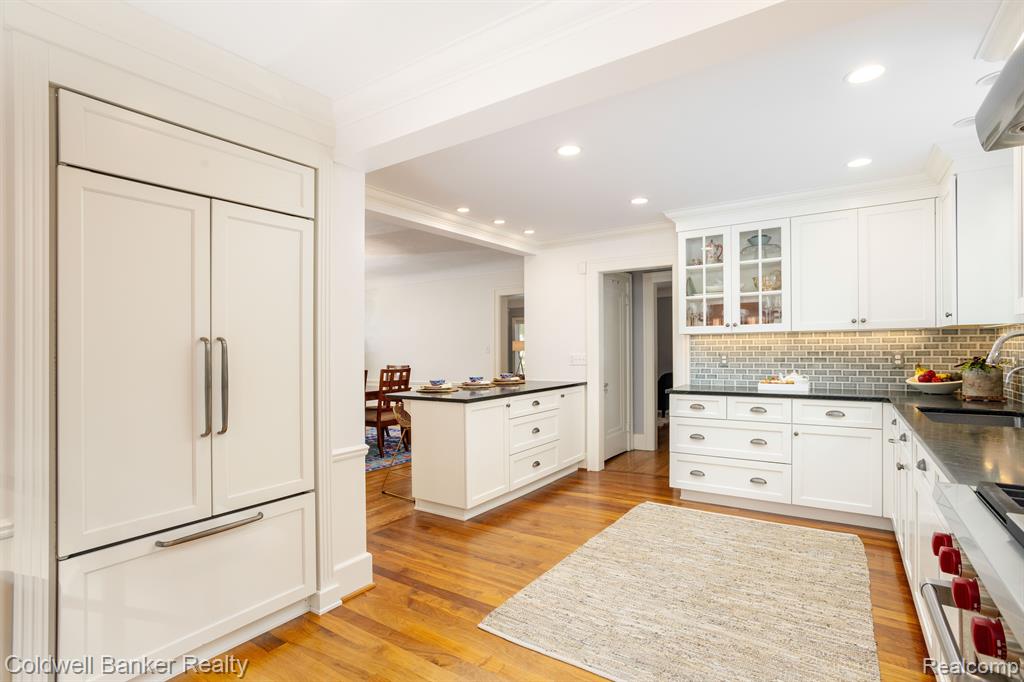 621 Washington Road Grosse Pointe, MI 48230 - Photo 15 of 46
