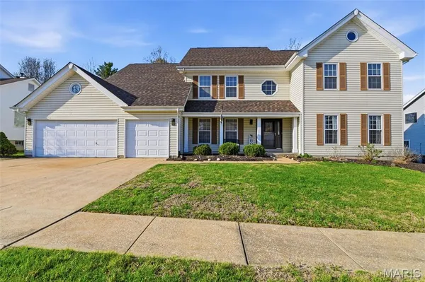 $409,000 | 15552 Debridge Way, Florissant, MO 63034