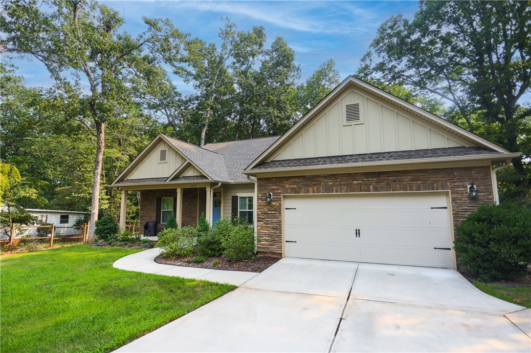 309 Augusta Road Clemson, SC 29631 - Photo 3 of 39