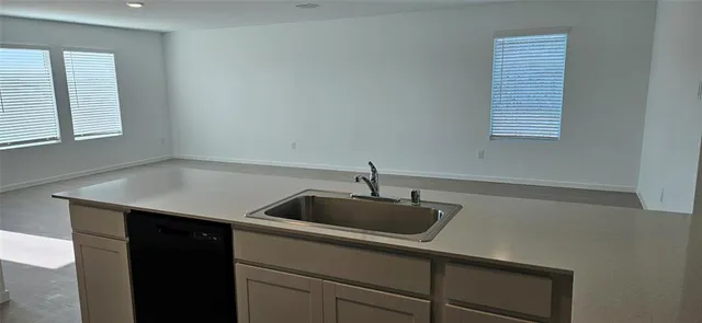 $2,100 | 3107 Kleinbrook Way, Crandall, TX 75114