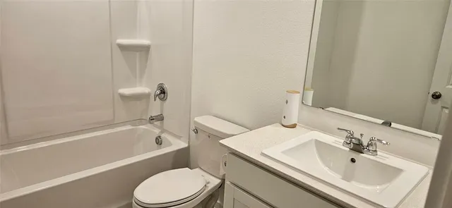 $2,100 | 3107 Kleinbrook Way, Crandall, TX 75114