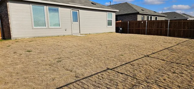 $2,100 | 3107 Kleinbrook Way, Crandall, TX 75114