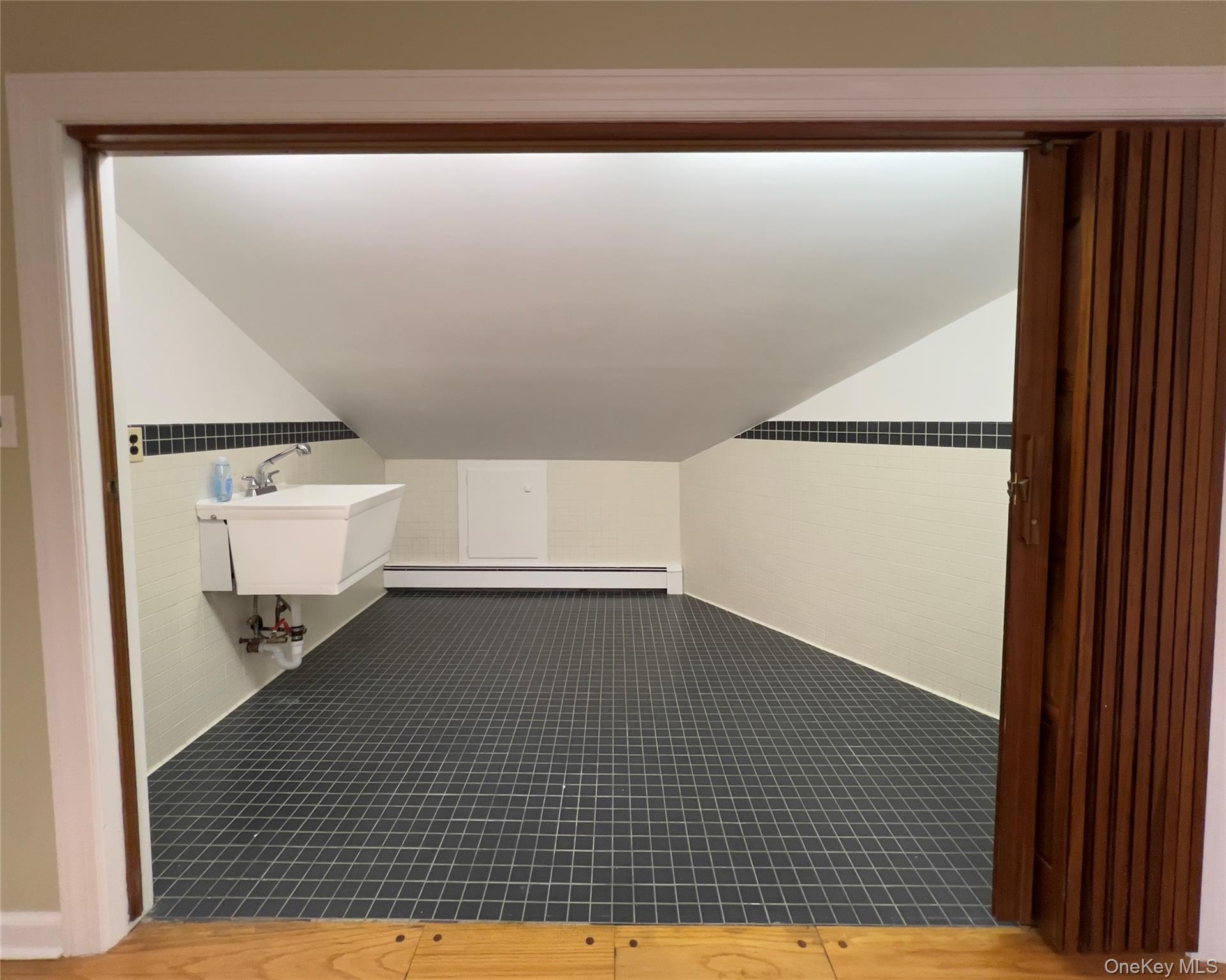 85 Washington Road Carmel, NY 10512 - Photo 24 of 30 a view of an empty room