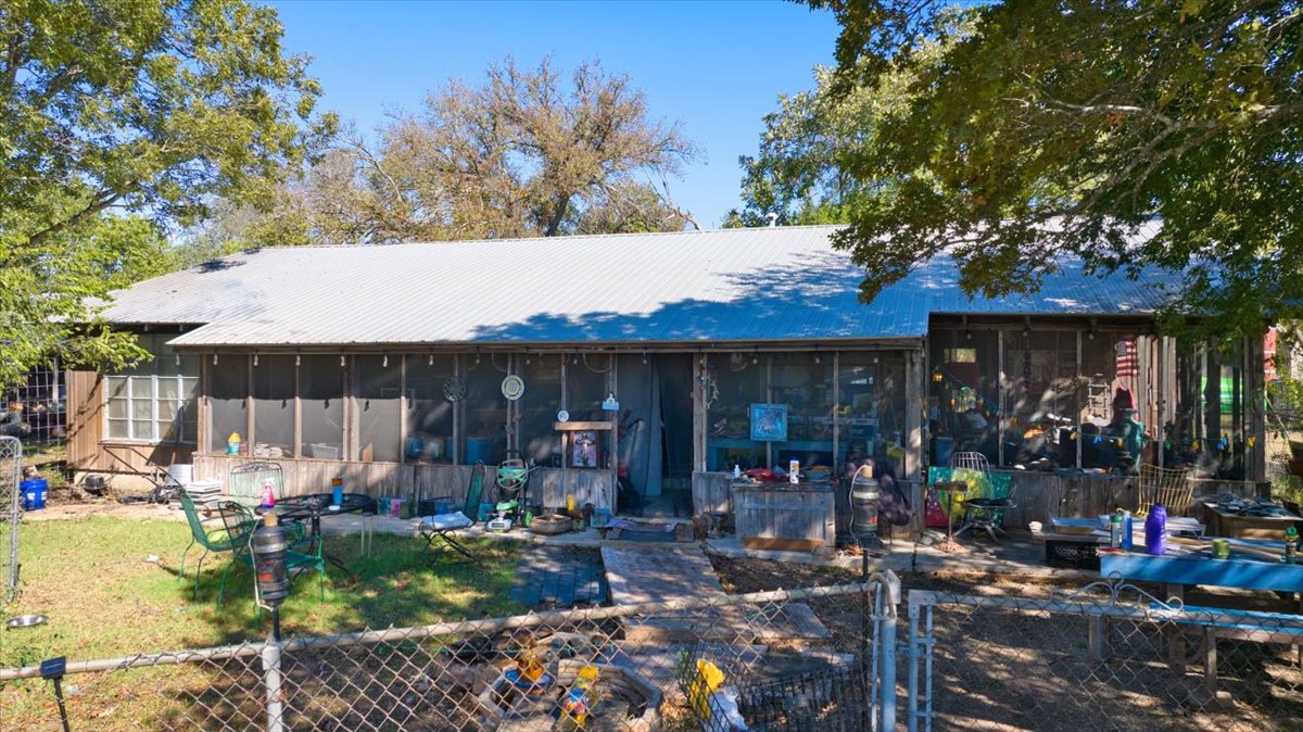 112 Loop 308 Briggs, TX 78608 - Photo 37 of 37