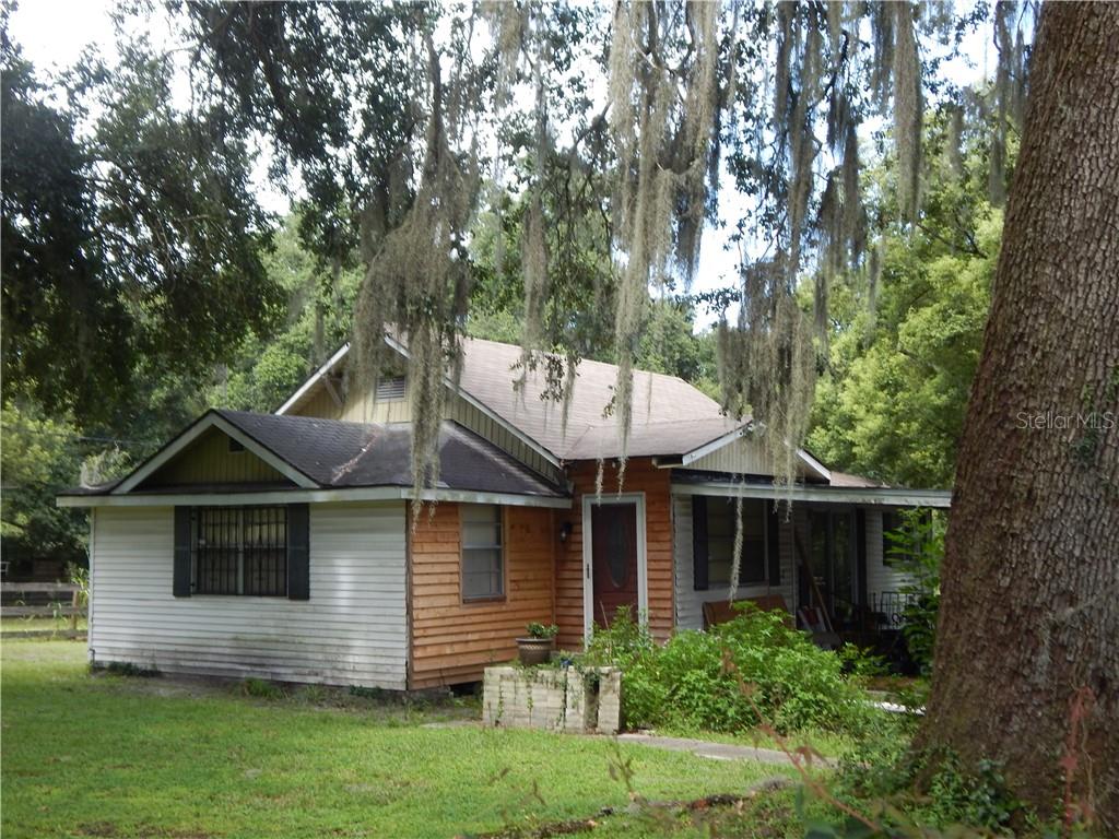 625 Fish Hatchery Road Lakeland, FL 33801 - Photo 1 of 1 West view of house