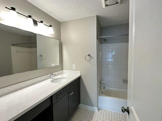 $1,900 | 28 Middleton Court, Smyrna, GA 30080