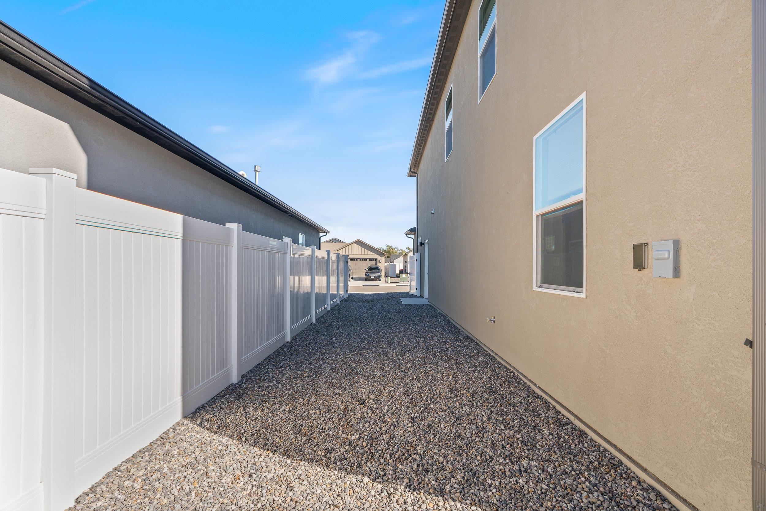 2453 Ross Road, Unit A Grand Junction, CO 81505 - Photo 25 of 27 a view of hallway