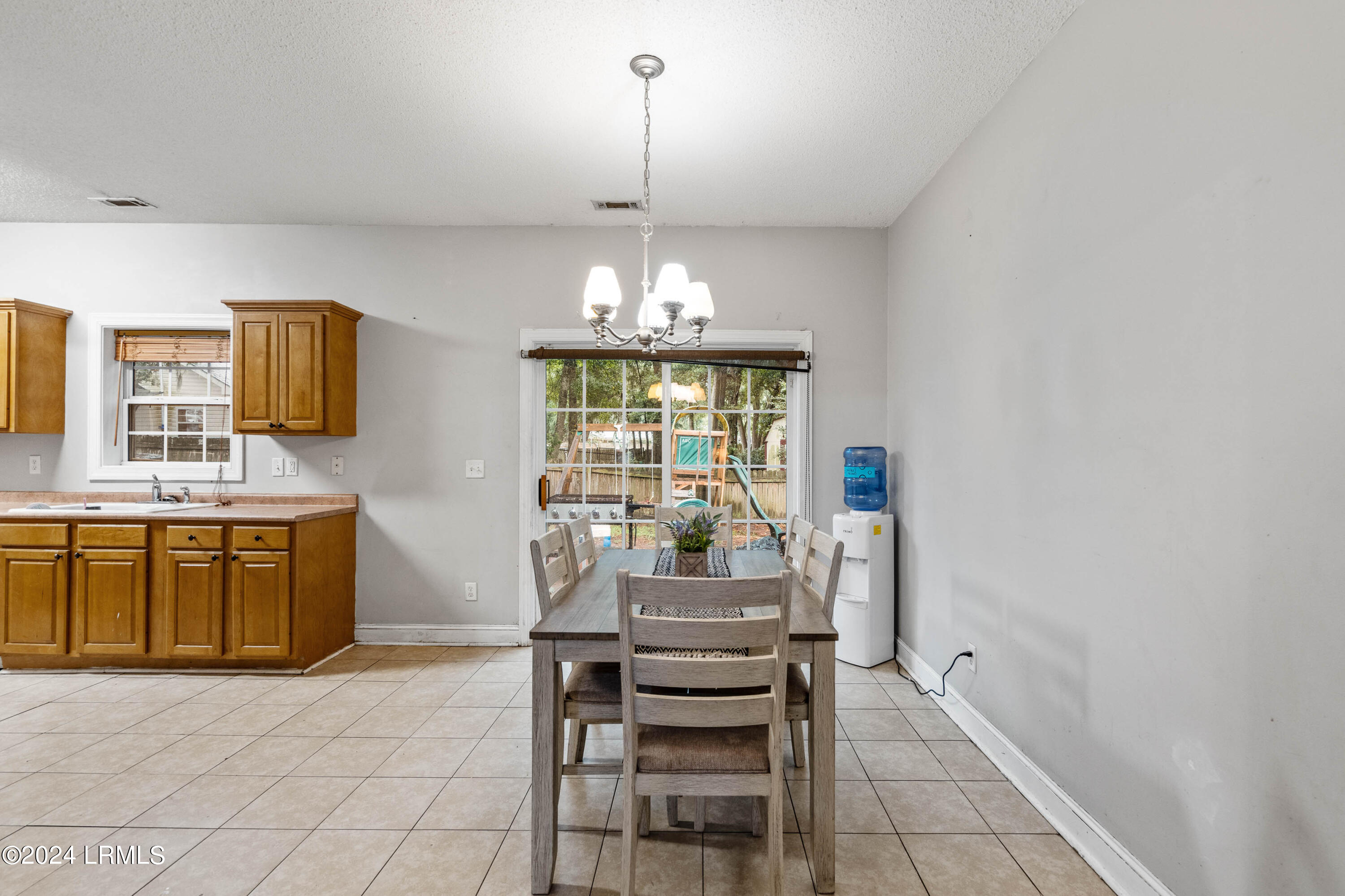 6007 Green Pond Road Beaufort, SC 29906 - Photo 13 of 27 6007 Green Pond Interior-23