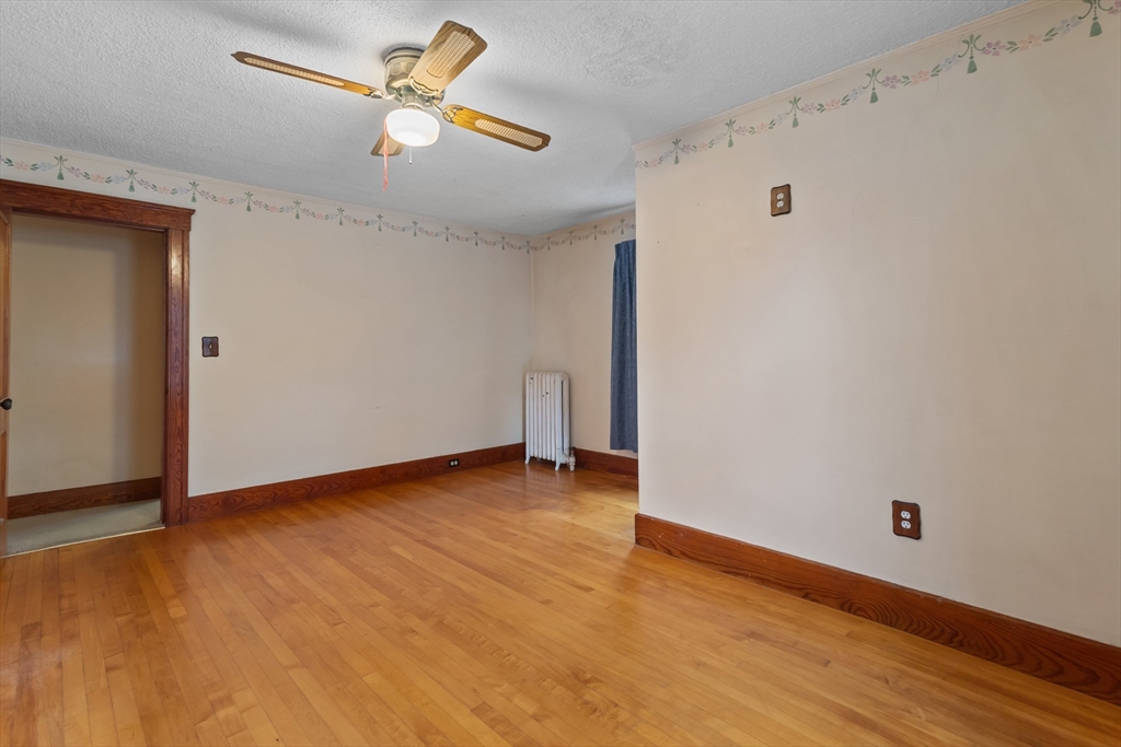 35 Chesterfield Road Worcester, MA 01602 - Photo 21 of 32