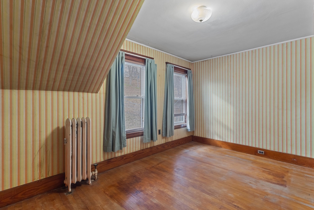 35 Chesterfield Road Worcester, MA 01602 - Photo 24 of 32