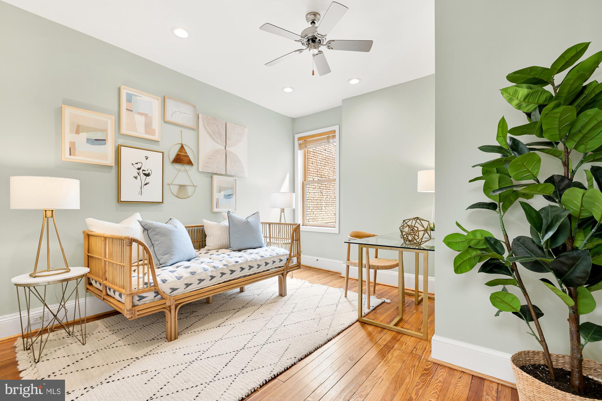 415 10th Street Northeast Washington, DC 20002 - Photo 29 of 51 Second bedroom