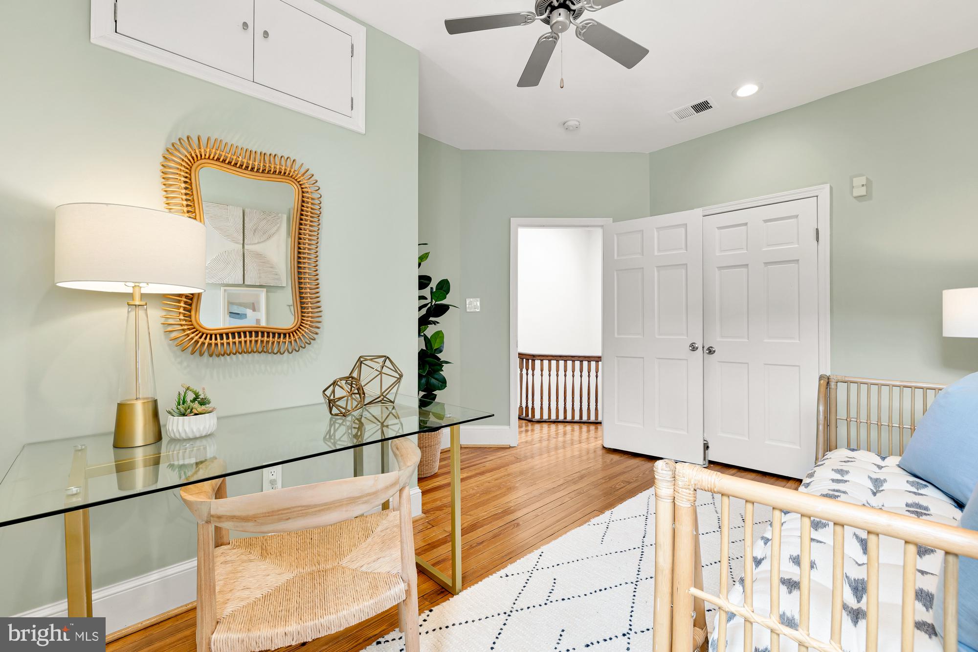 415 10th Street Northeast Washington, DC 20002 - Photo 31 of 51 Could also be used as an office