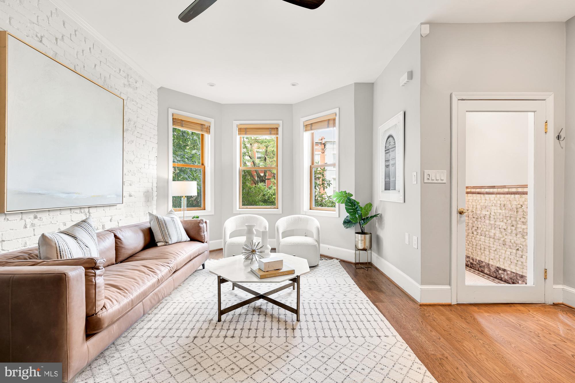 415 10th Street Northeast Washington, DC 20002 - Photo 5 of 51 Lots of natural light