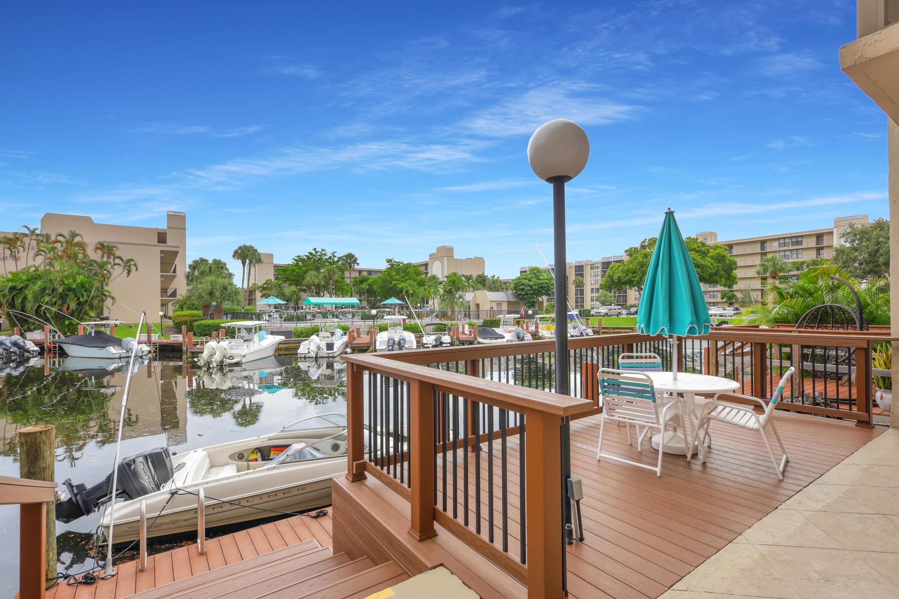 4 Royal Palm Way, Unit 4020 Boca Raton, FL 33432 - Photo 16 of 20 BB DOCKS