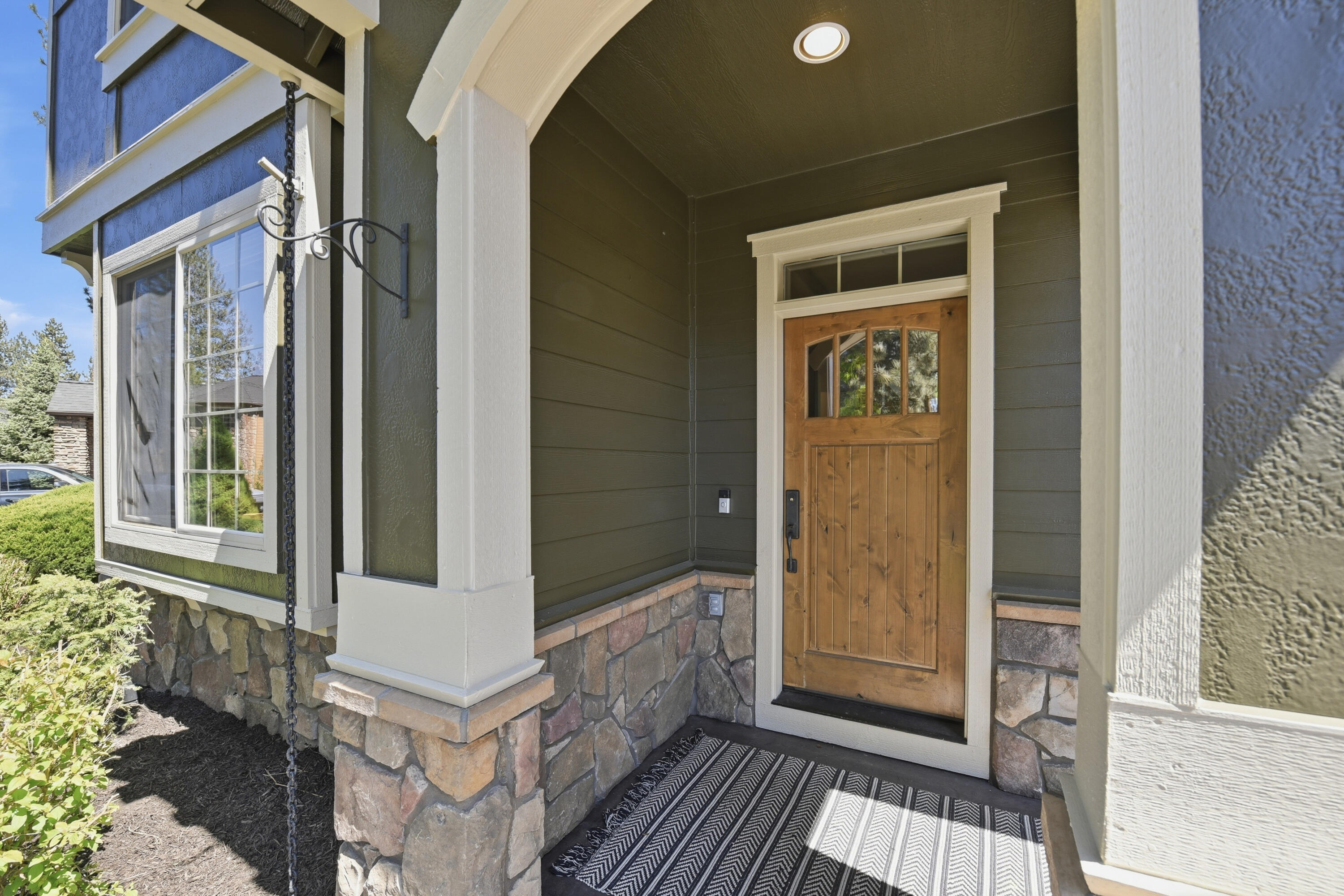 60320 Sage Stone Loop Bend, OR 97702 - Photo 4 of 67