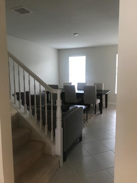 1007 Key Largo Street Jupiter, FL 33458 - Photo 3 of 26 IMG_7809