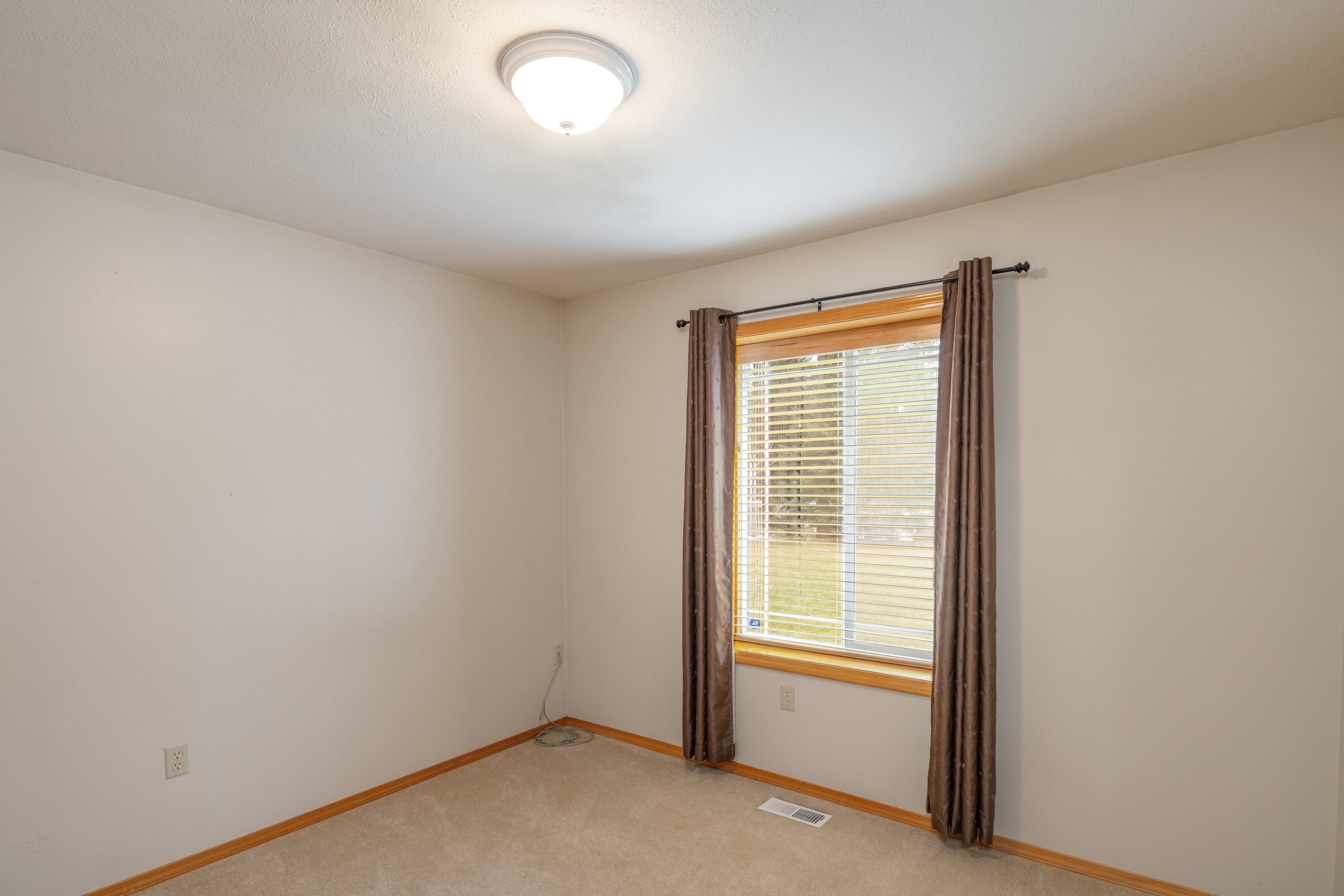 32410 North Ridge Road Chattaroy, WA 99003 - Photo 27 of 50