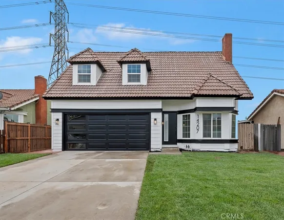 $649,900 | 14207 Woodland Drive, Fontana, CA 92337