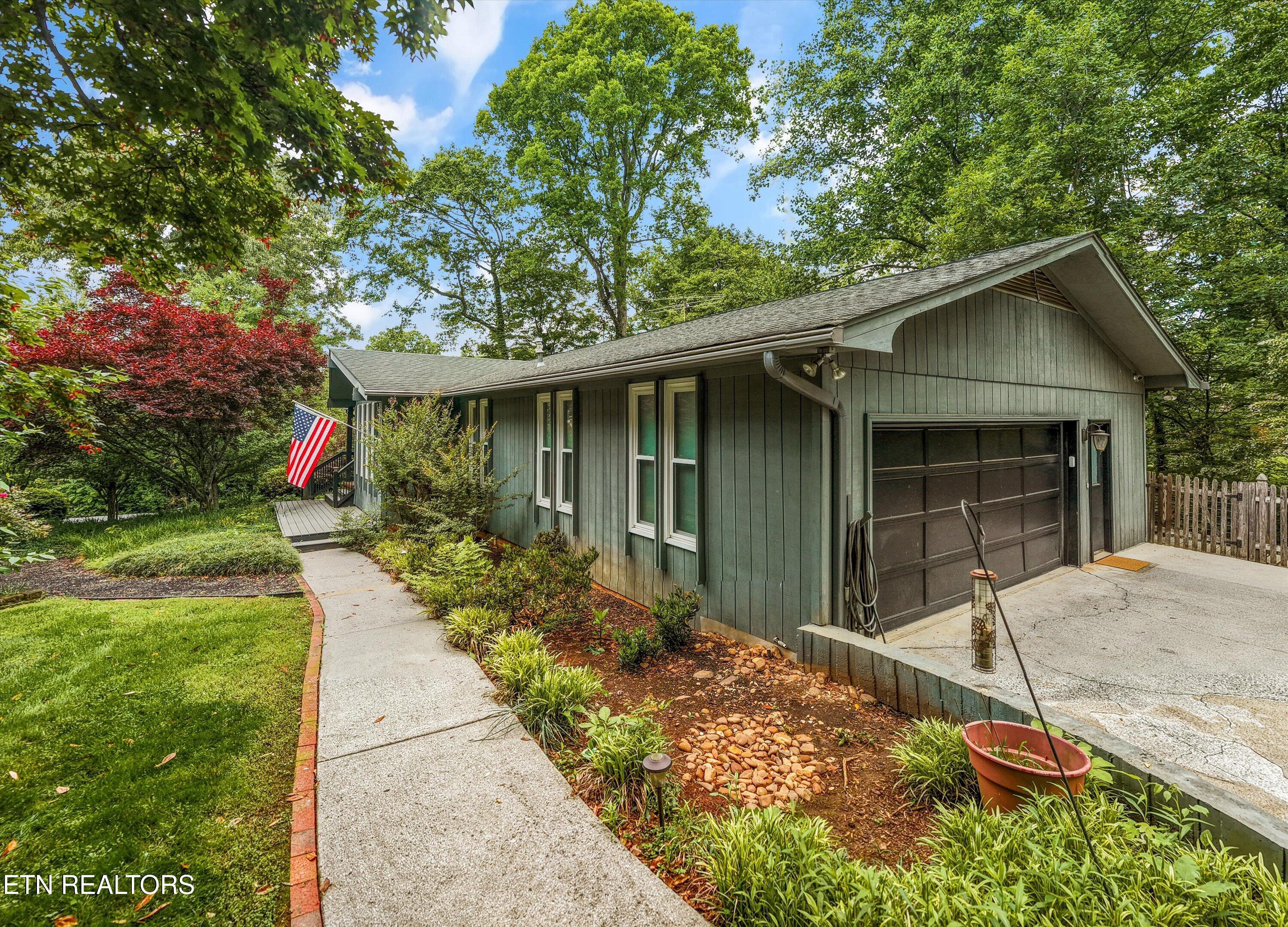 4420 Edgewood Road Louisville, TN 37777 - Photo 5 of 51 05-4420 Edgewood Rd 04