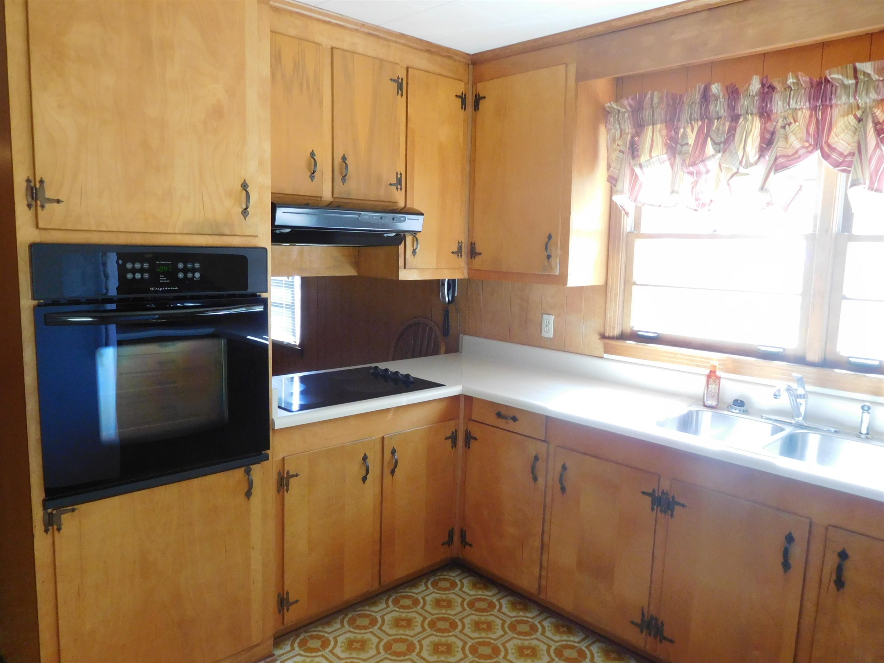 217 State Rd S-11-296 Gaffney, SC 29340 - Photo 5 of 21