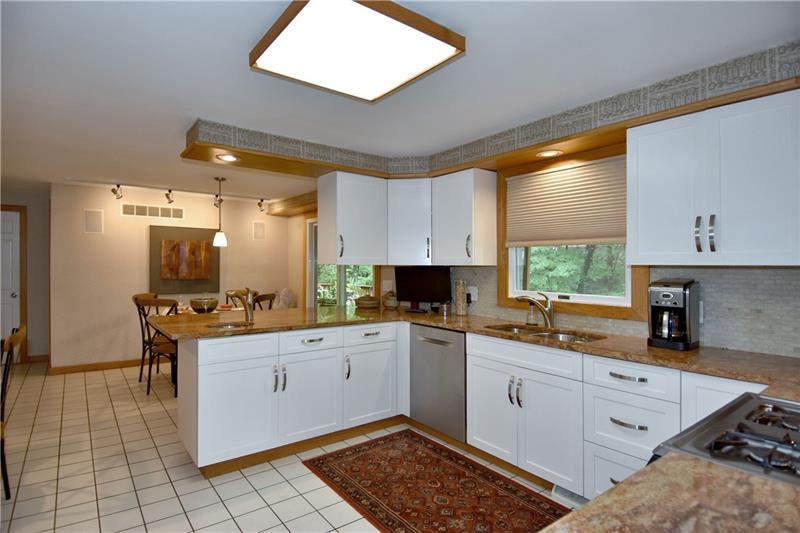 3218 Fox Run Road Allison Park, PA 15101 - Photo 6 of 25 Gallery Image 6