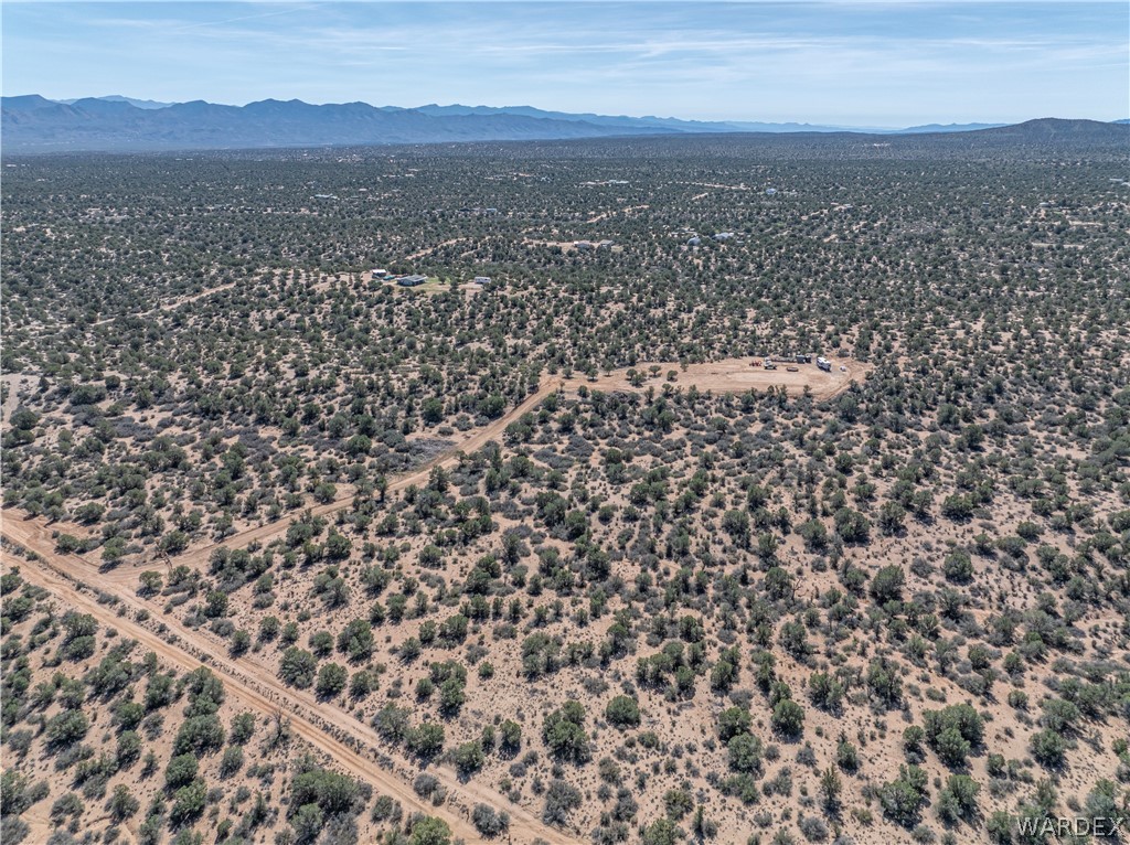 10116 East Hidden Valley Road Kingman, AZ 86401 - Photo 18 of 58 view of city and mountain