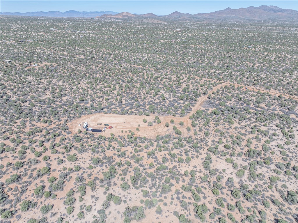 10116 East Hidden Valley Road Kingman, AZ 86401 - Photo 22 of 58 a view of city and mountain
