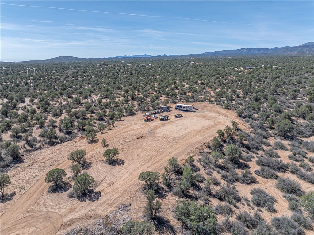 10116 East Hidden Valley Road Kingman, AZ 86401 - Photo 24 of 58 a view of a city