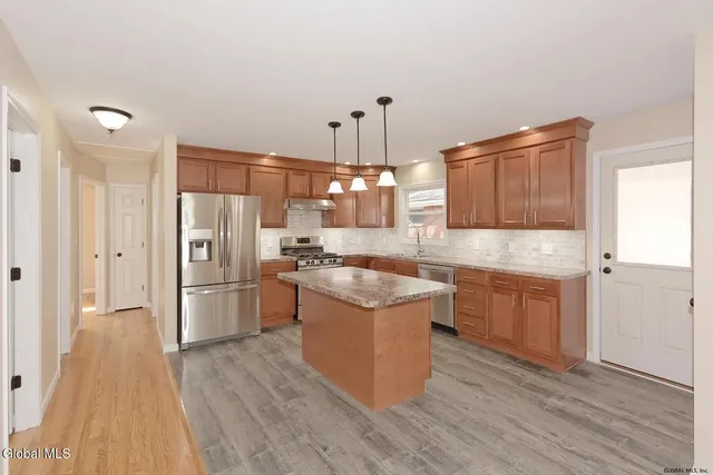 $2,850 | 614 Park Avenue, Albany, NY 12208