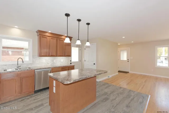 $2,850 | 614 Park Avenue, Albany, NY 12208