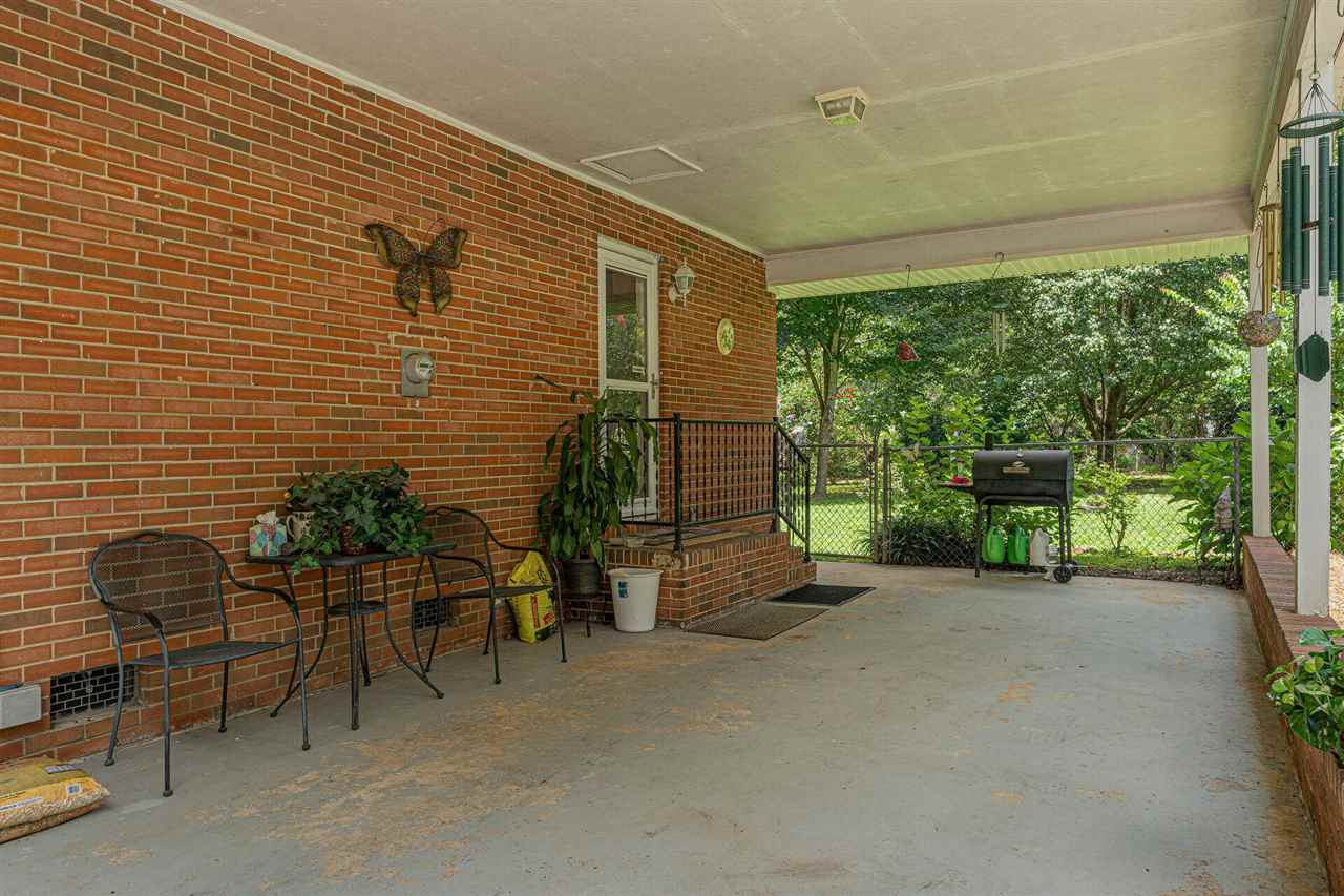 Carport