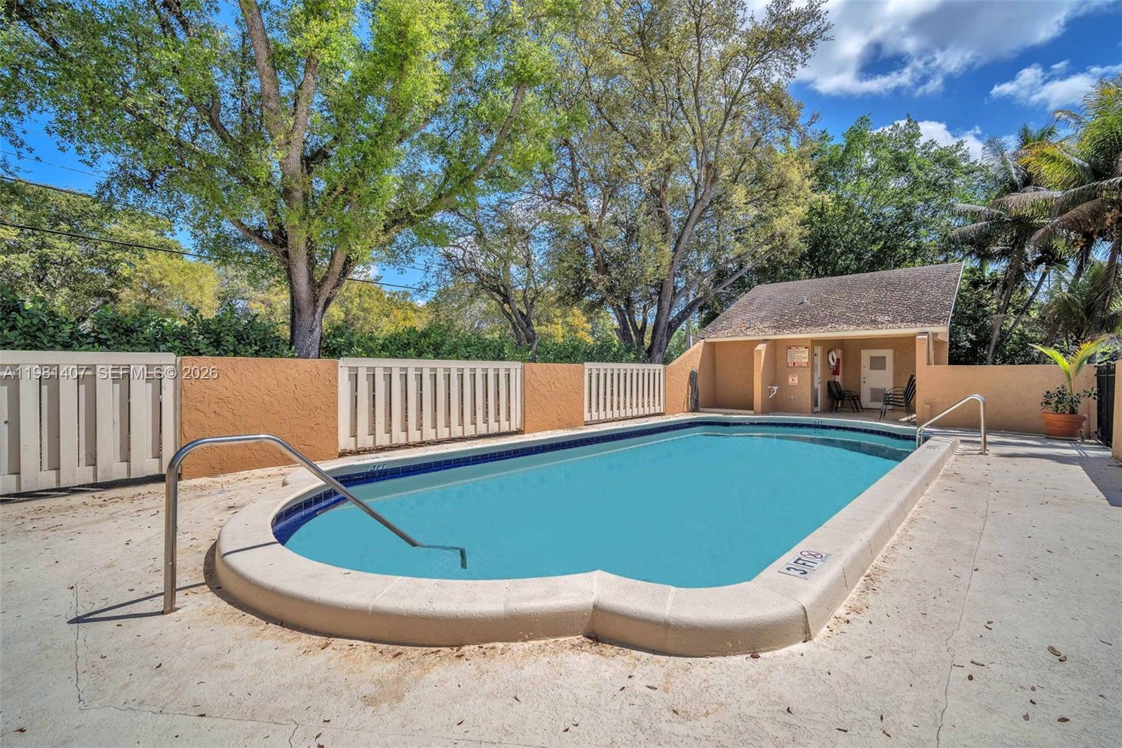 211 Southwest 87th Terrace Plantation, FL 33324 - Photo 52 of 54
