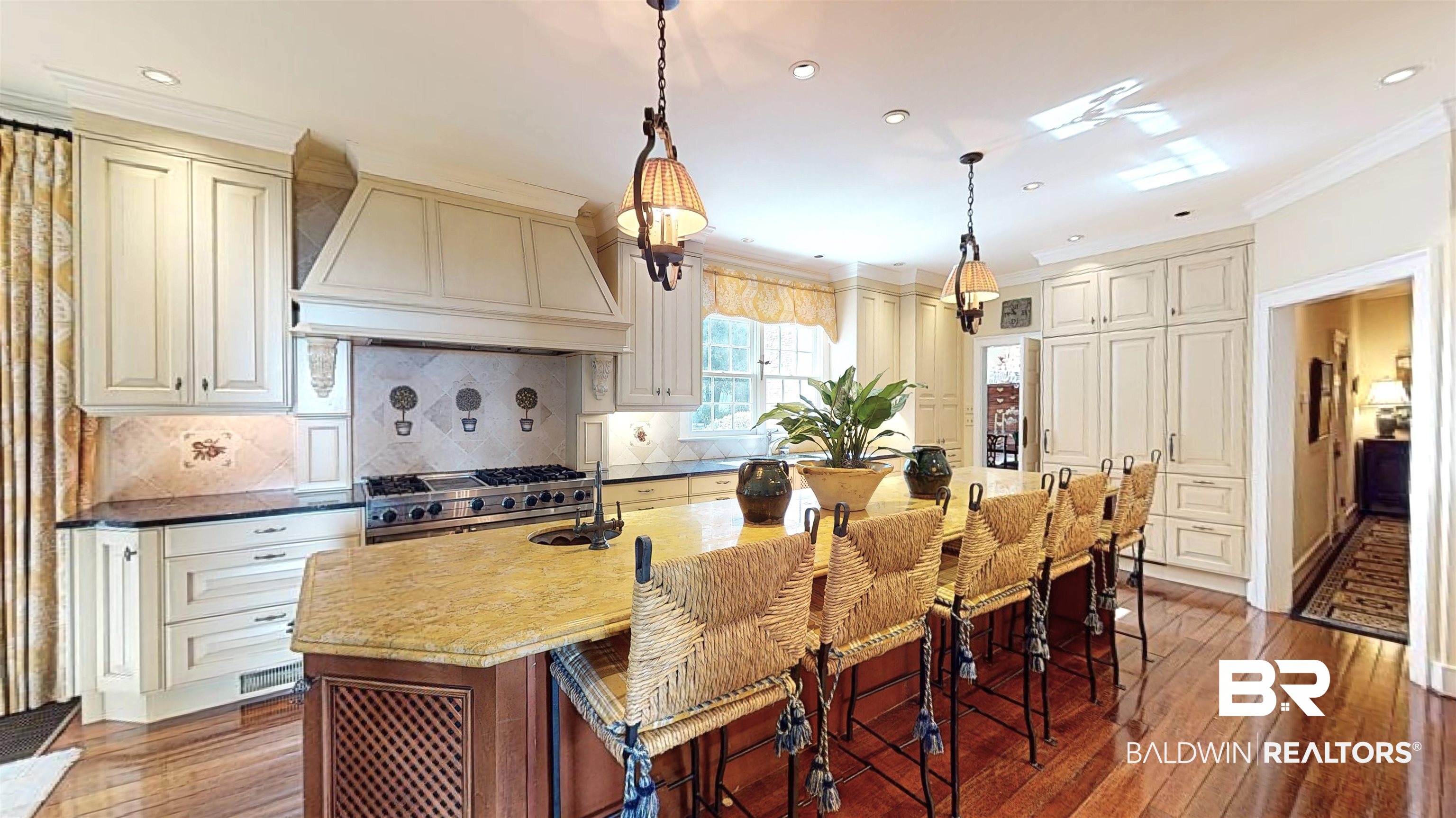 200 East Carmel Drive Mobile, AL 36608 - Photo 8 of 34
